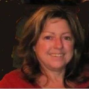 Meet your Posher, Monique